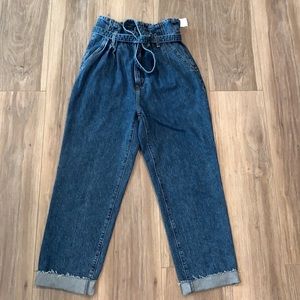Dark denim high waist mom jeans with denim belt